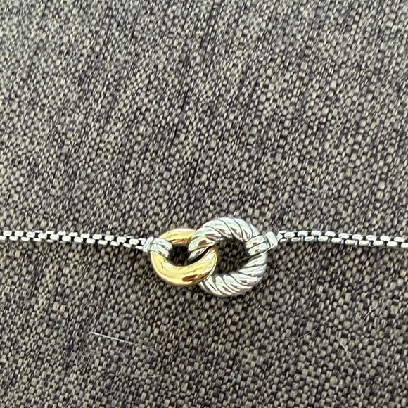 Authentic David Yurman Silver and Gold Interlocking Necklace - Picture 2 of 5